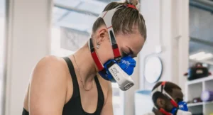 Read more about the article 自噬與VO2Max：增強有氧運動的健康效益